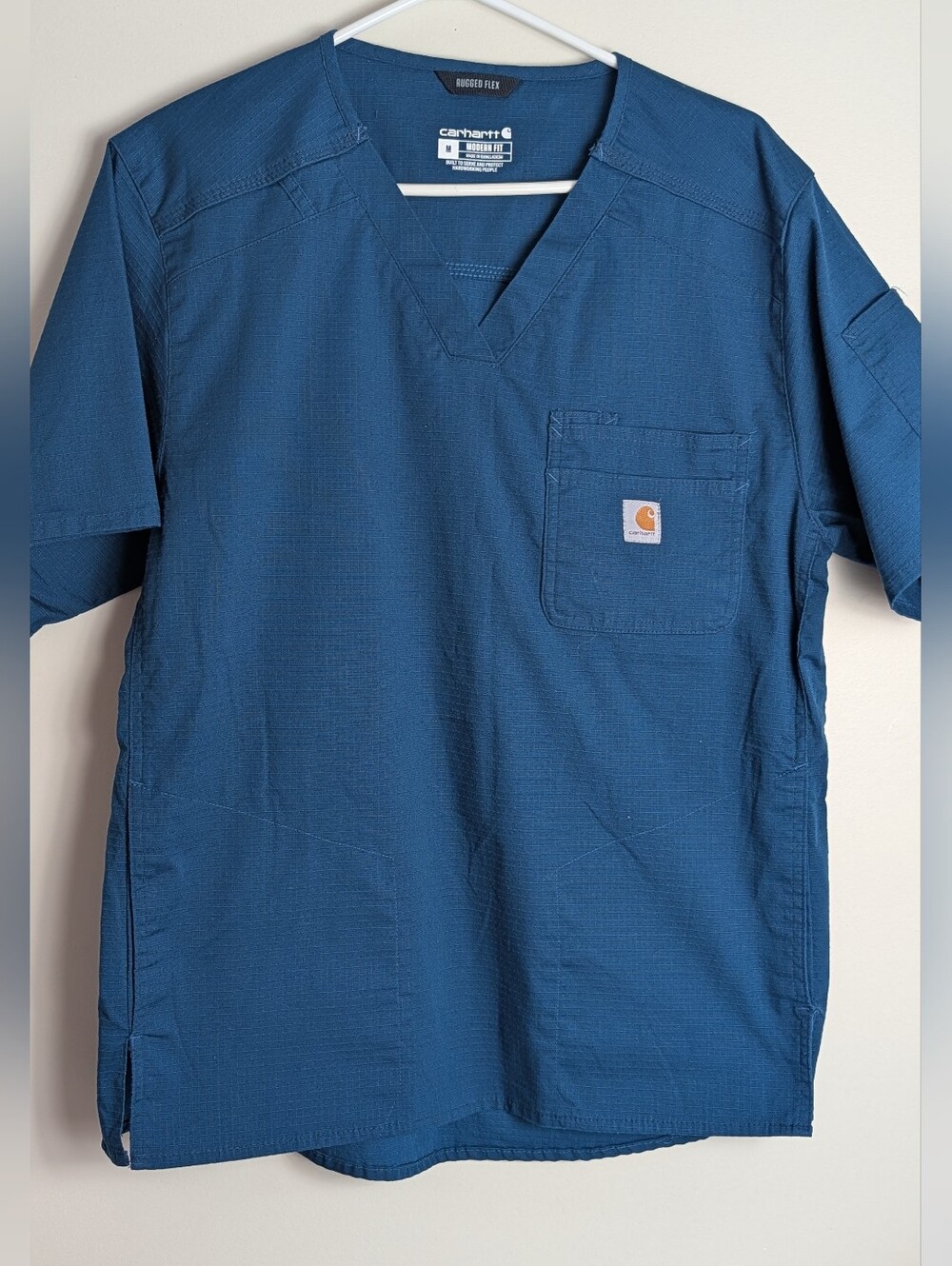 Carhartt Rugged Flex Men's Medium Blue V-Neck Scrub Top Pocket Medical Workwear